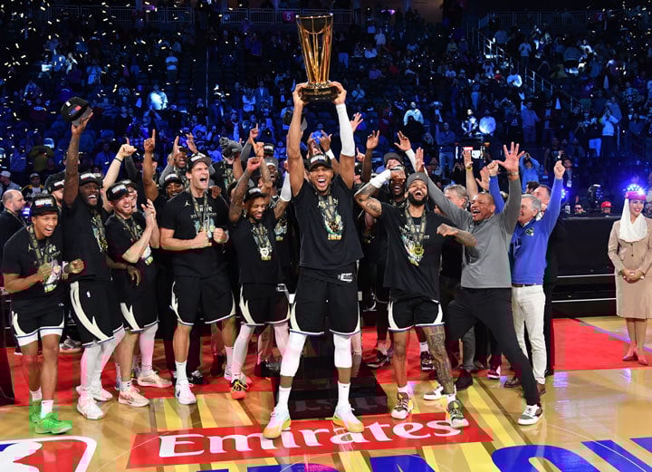 يانيس أنتيتوكونمبو، باكس