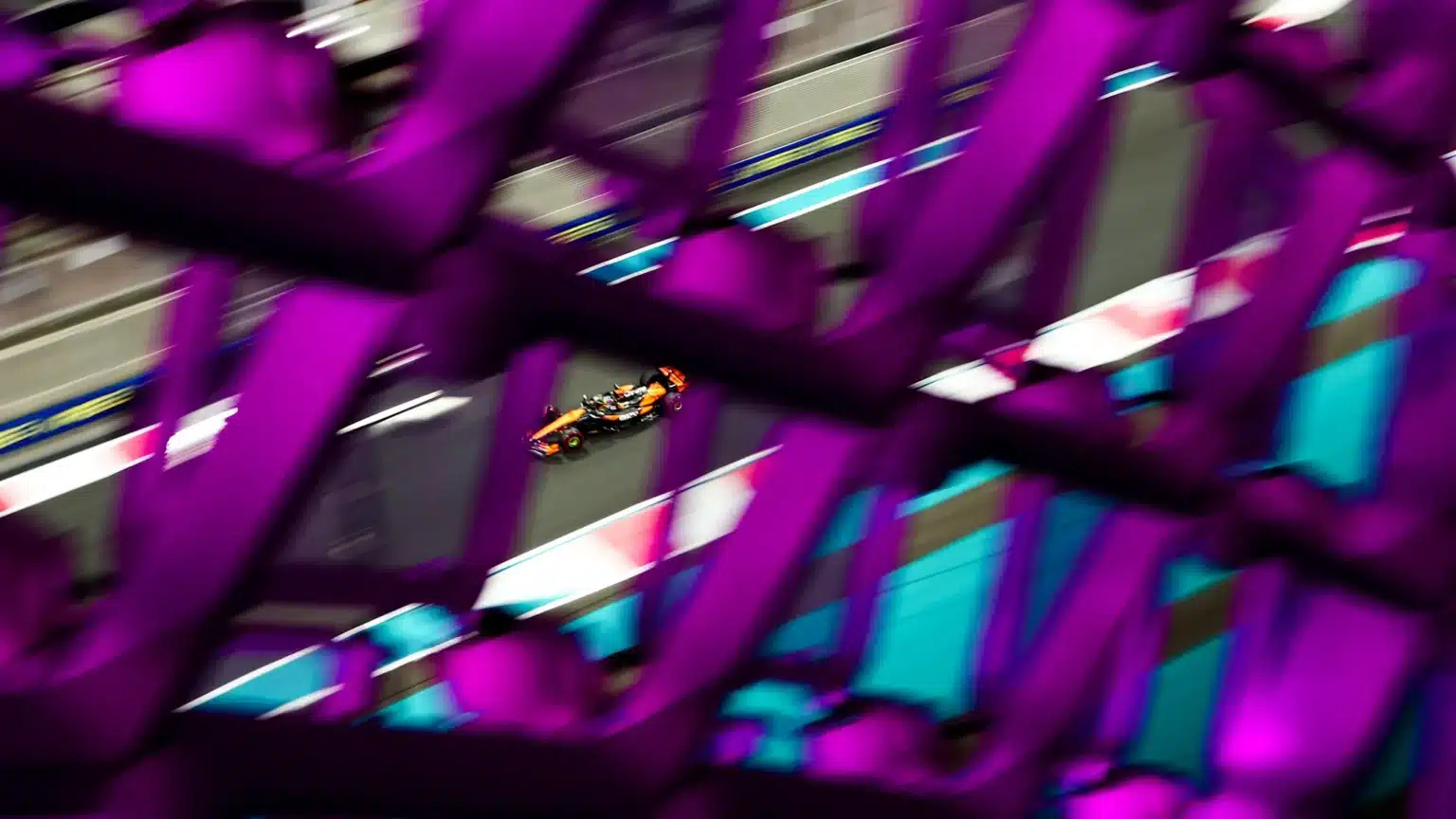 الشبكة الرسمية: من يبدأ من ياس مارينا حيث تتم معاقبة هولكنبرج، لوكلير، ألبون وكولابينتو