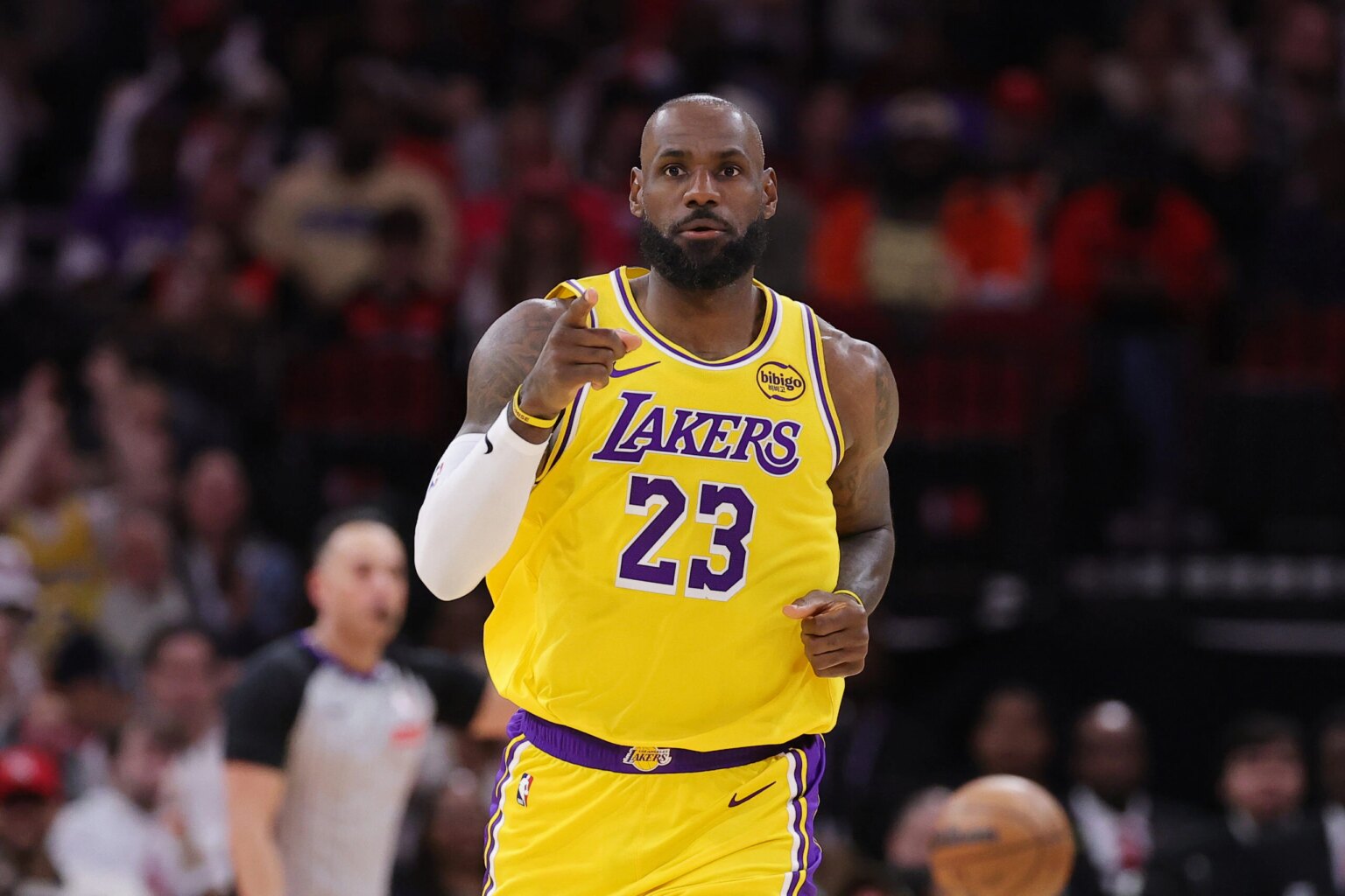 10 لاعبين الأكثر مشاهدة على مواقع التواصل الاجتماعي والرقمي في NBA خلال موسم 2025-26